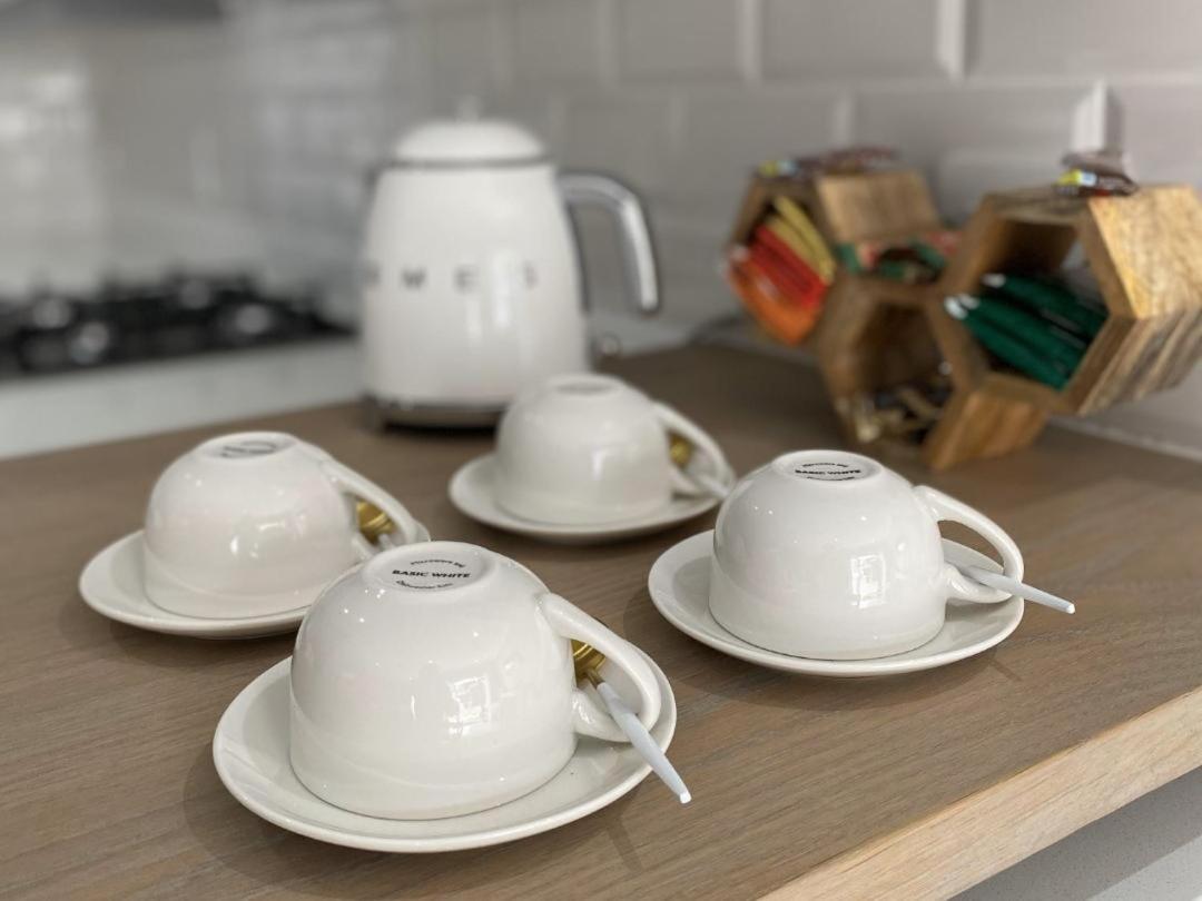 Staysure Guesthouse Албертън Екстериор снимка