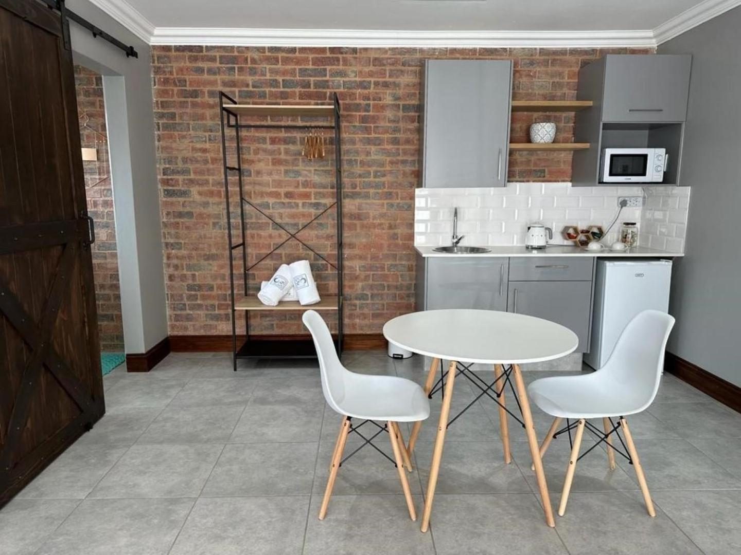 Staysure Guesthouse Албертън Стая снимка